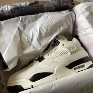 Jordan Retro 4 OG Flight Club White Black Red - Size 12